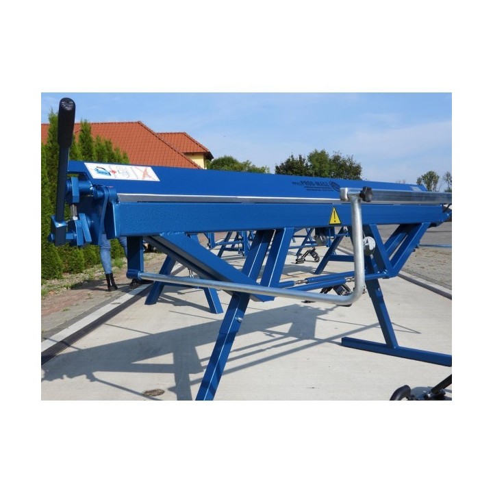 Abkantbank 2000L, Biegemaschine mit Rollenschere