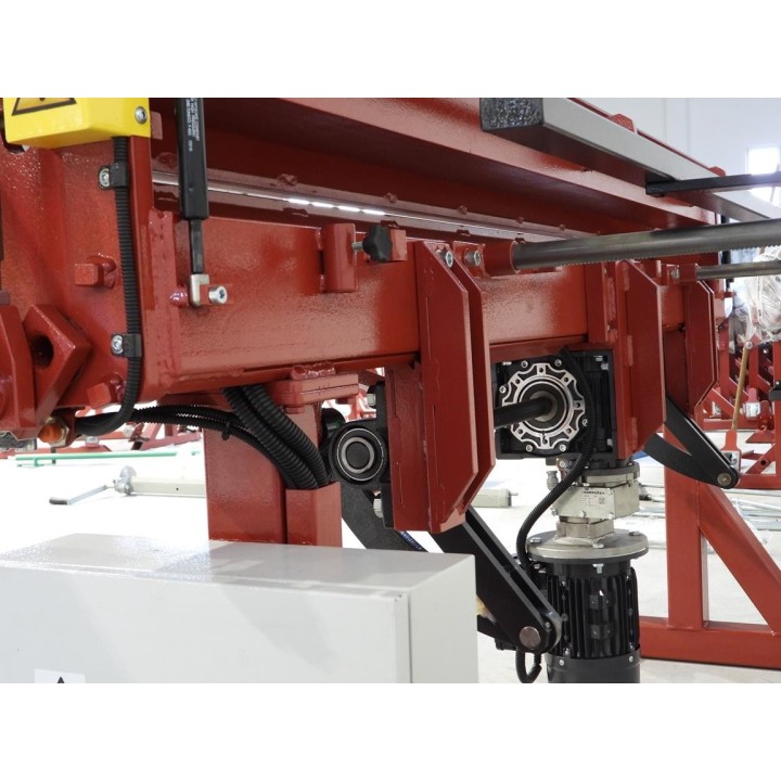 Elektrische Abkantbank 2m Biegemaschine RED-2200/1.2mm/160* mit Aussparung