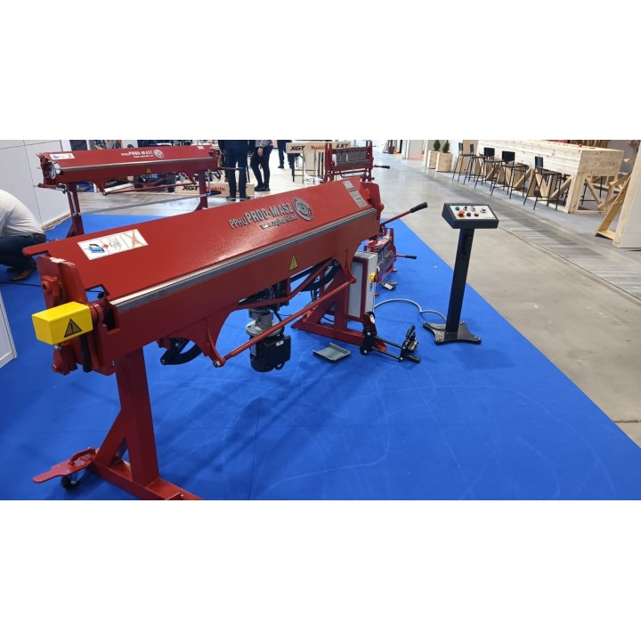 Elektrische Abkantbank 2m Biegemaschine RED-2200/1.2mm/160* mit Aussparung