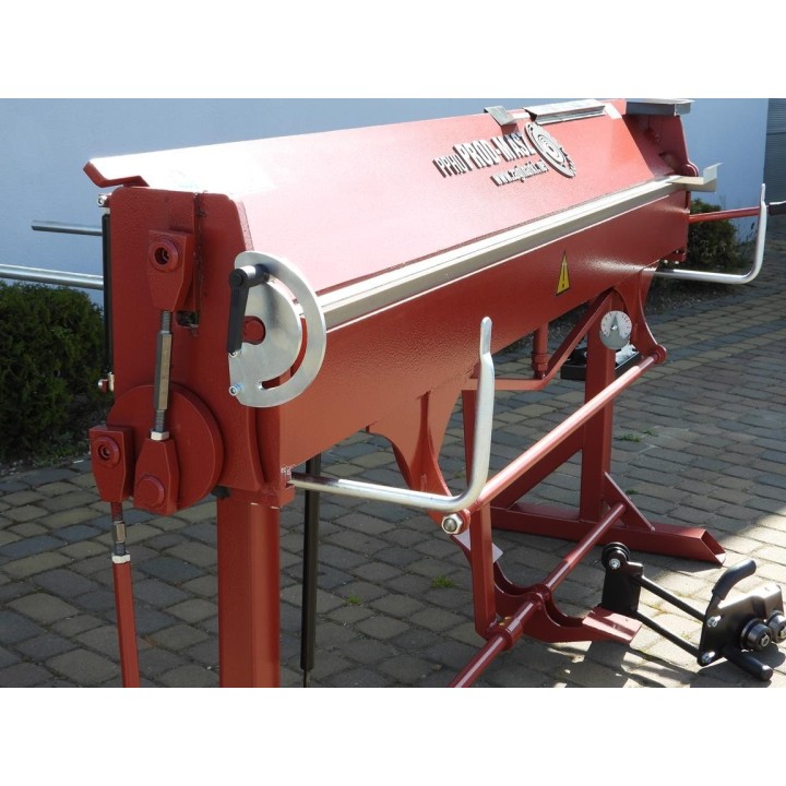 Abkantbank RED PLUS mit Rollenschere, Abkantmaschine