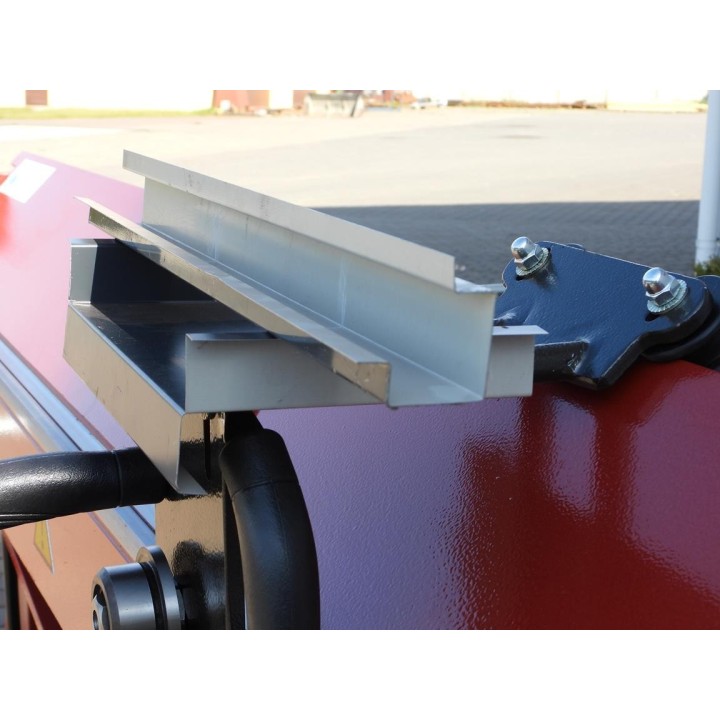 Abkantbank RED PLUS mit Rollenschere, Abkantmaschine