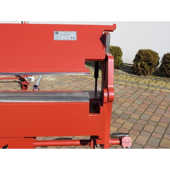 Abkantbank RED PLUS 3m mit Fußpedal, Rollenschere, Biegemaschine