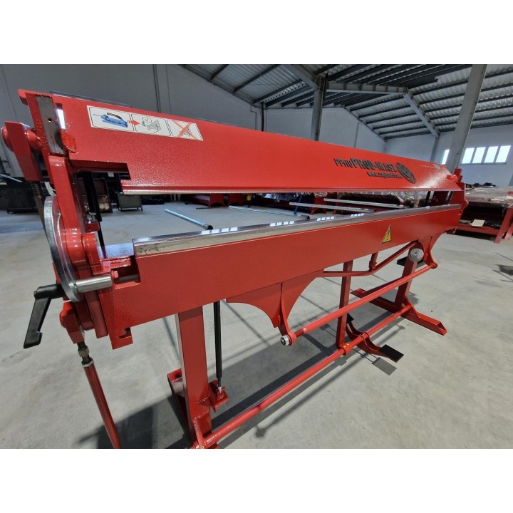 Abkantbank RED PLUS 3m mit Fußpedal, Rollenschere, Biegemaschine