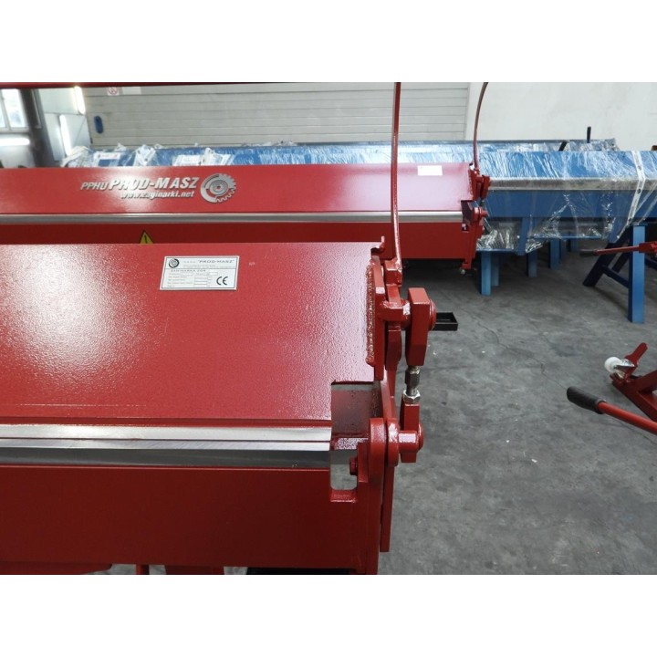 RED 2,7m Abkantbank Biegemaschine RED 2700/1.0 + Aussparung