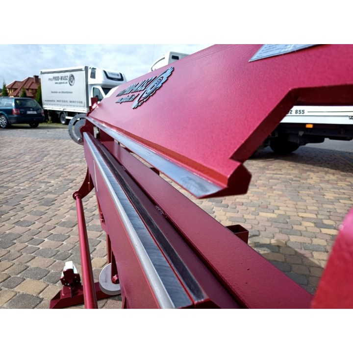 Abkantbank RED 1.4m, Biegemaschine RED 1400 mit Transportrollen