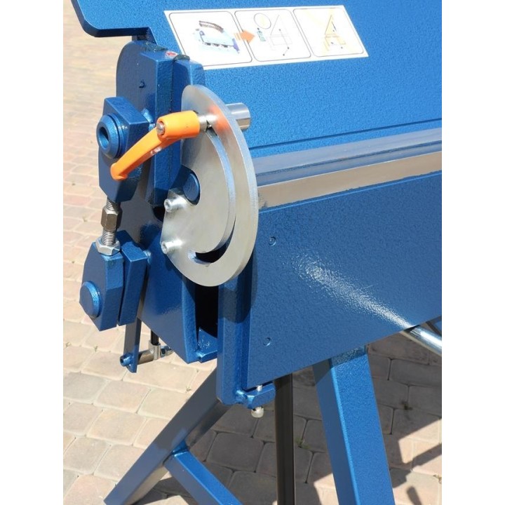 Biegemaschine Kantbank 2.5m mit Rollenschere